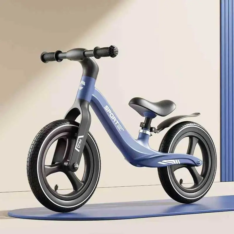 Xe thăng bằng (balance bike) 